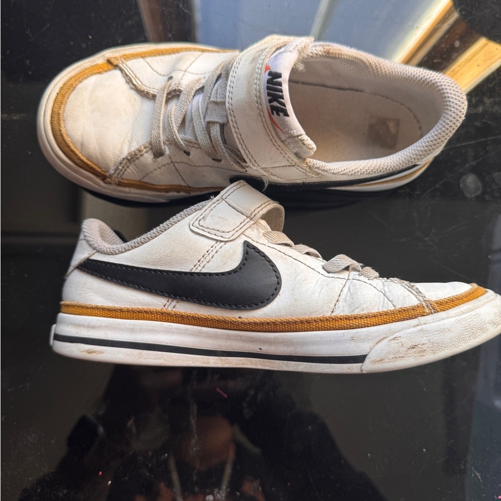 Nike Kids White and Black court legacy